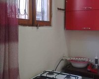 28 may metrosu 2 cixis 1 otaq , Nəsimi rayonu