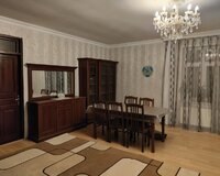 Badamdar massiv 1 döngə 3 2 otaq , Səbail rayonu