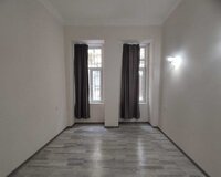 Tarqovuda. Aqlr cinayətin yanında 2 otaq , Səbail rayonu