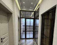 İnşaatçılar metrosunun çıxışı 3 otaq , Yasamal rayonu