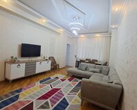 R.rüstəmov küçəsi 3 otaq , Nizami rayonu