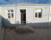 Bineqedi rayonu Bineqedi Qesebesinde mektebe ve marsurt dayanacagina yaxin 3 otaq , Binəqədi rayonu