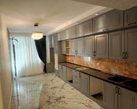 4 otaqlı Full mənzil satílír 4 otaq , Binəqədi rayonu