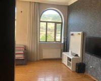 Dagustu parkın yaxınlıgı, 5 otaq , Səbail rayonu