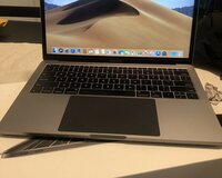 Apple macbook Pro 15-inch touch bar Core i7 3.9ghz