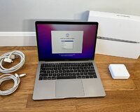 Apple Macbook Air 2018 13" 1.6Ghz i5, 8gb Ram