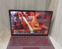 Microsoft Surface Laptop