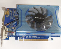 "gigabyte Nvidia Geforce Gt 220" videokart