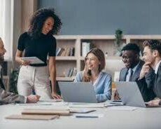 Tələbələr üçün Məlumat Meneceri Vakansiyası