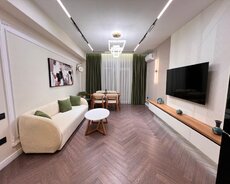 Elmlər Akademiyası,. 96 kv, m,. 3 otaqlı