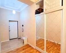 Sumqayit Bulvari Yeni Tikili Temirli Ev satilir