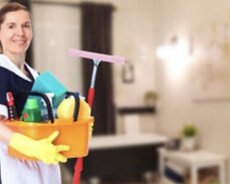 Xadimə tələb olunur