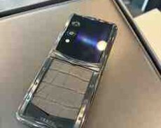New Vertu Quantum Flip Alligator Black