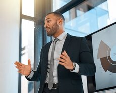 Satış üzrə mütəxəssis