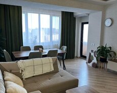 Qara Qarayev metrostansiyası yaxınlığında 3 otaqlı mənzil