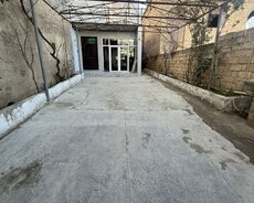 Badamdar 3-cü massivdə prestijli ərazidə həyət evi satılır