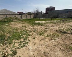 Buzovnada torpaq satılır