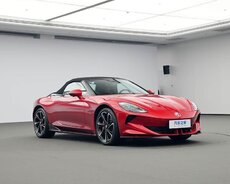 Çindən sifarişlə gətirilən yeni nəsil elektrik roadster — Mg