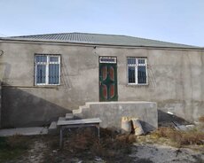 Maştağa Buzovna yolunda həyət evi satılır