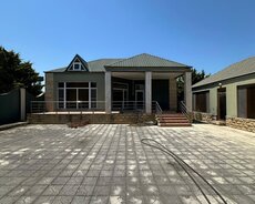 Buzovnada Dəniz kənarında həyət evi satılır