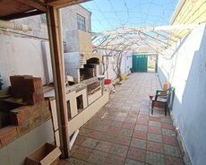 Binəqədi qəsəbəsində əşyali 3 otaq