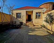 Binə q,. 100 kv.m., 3 otaqlı