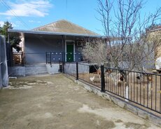 Maştağada həyət evi satılır