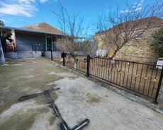 Maştağada həyət evi satılır