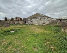 Buzovnada həyət evi satılır