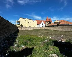 8 sot torpaq sahəsi, Suvelan