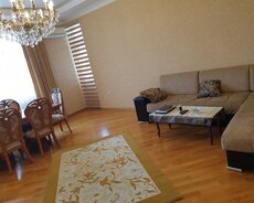 inqilab kuesinda 3 otaq yeni binada e satilir