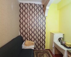 Nizami metrosuna yaxin 1 otaq ev satilir