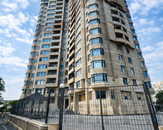 Alov Qüllələrinin Yanında 3 Otaqlı Kupçalı Mənzil Satılır