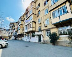 Satılır. 2 otaq . Bakıxanov qəsəbəsi