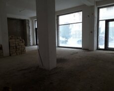 Satılır obyekt 280 m²