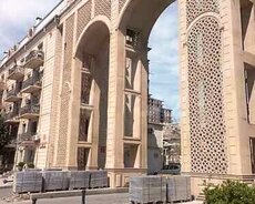 Xətai metrosu,Zəfər parkın tam yaxınlığında