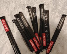 Suşi cubuqlari satilir