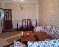 9 mərtəbəli binanın 2 mertebesi 100 kv ki Mənzil satıl