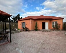 Buzovna Albalılıqda həyət evi satılır