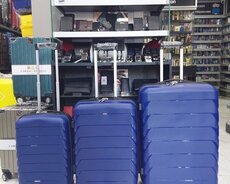 Çamadanların satışı