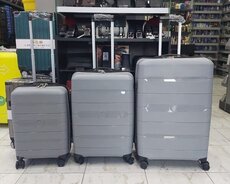 Yüksək keyfiyyətli çamadanlar