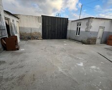 Bineqedi sossesinde tam yol kenarinda obyekt satilir