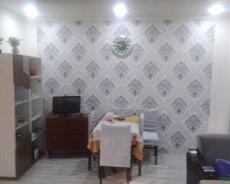 Polad Həşimovda Həyət evi