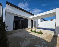 Həyət evi, Merdekan