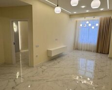 Park Masazır yaşayış kompleksində təmirli bina evi satılır