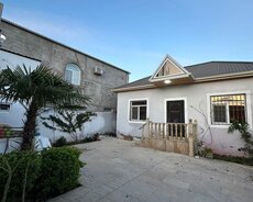 Buzovna Albalılıqda həyət evi satılır