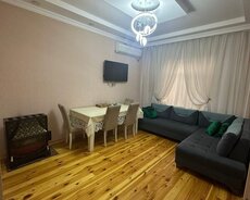 Buzovnada həyət ev satılır