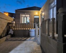 Masazırda 4 Otaqlı Heyet Evı