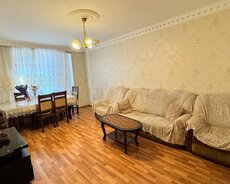 Satılır . 3 otaq . Bakıxanov qəsəbəsi