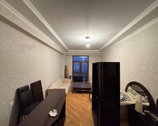 Central Park Neftçilər, Kamil Balakişiyev küçəsi